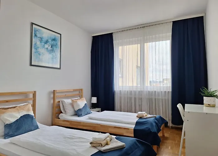 Brightcenterapartment